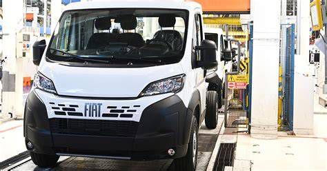 Fiat E-Ducato töltőállomáson