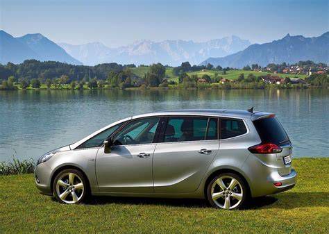 Opel Zafira Tourer dízel motor