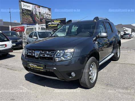 Dacia Duster városi környezetben