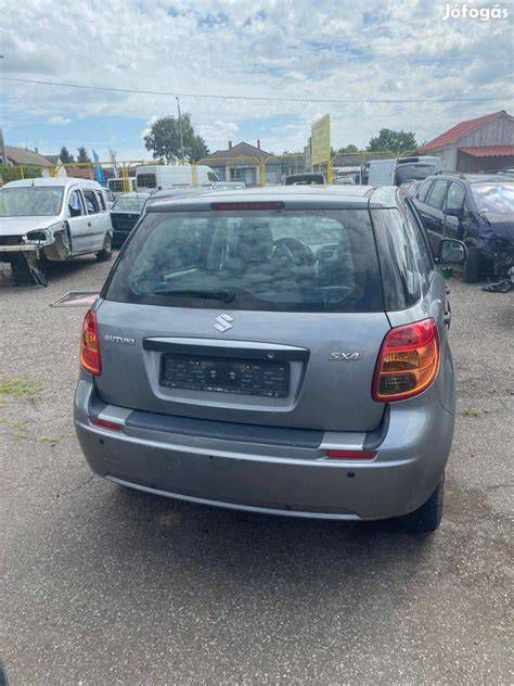 Kép a Suzuki bontott alkatrészek raktáráról