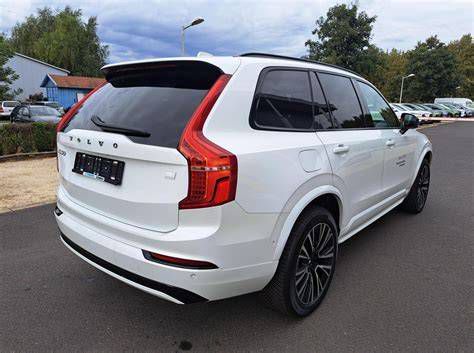 Volvo 7 személyes SUV parkolássegítő rendszer