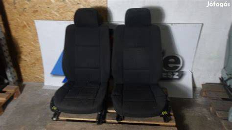 BMW E46 dönthető hátsó ülés sízsákkal