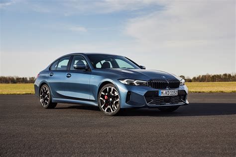 A 320-as BMW 2.0 literes, hathengeres motortere