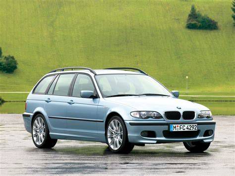 BMW E46 Touring M-es futóművel és nagyméretű felnikkel
