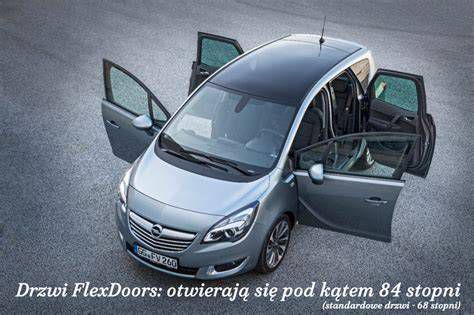 Opel Meriva FlexDoors nyitott ajtókkal