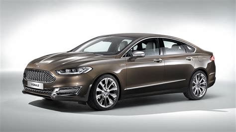 Ford Mondeo MK4 motorháztető felülnézet