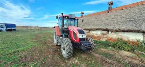 Korszerű mezőgazdasági traktor