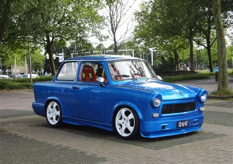 Módosított Trabant 601 sport kipufogóval