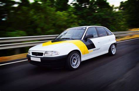 Opel Astra F tuning felnik és sportgumik