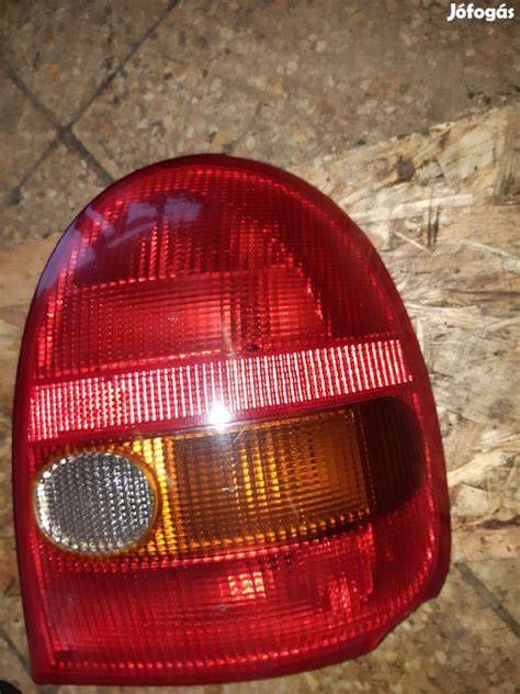 Opel Corsa B autó profilja hátsó rugóval