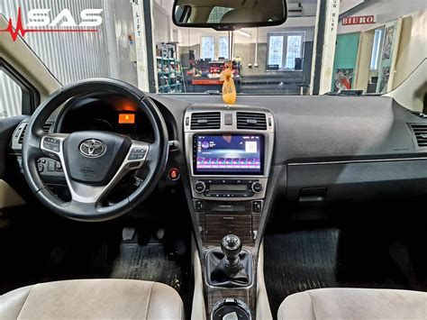 Toyota Avensis műszerfal navigációval