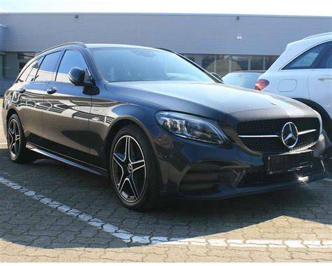 Mercedes C-Klasse (W205) sportos kivitelben