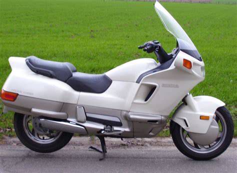 Honda Pacific Coast 800 motorblokk és kardánhajtás