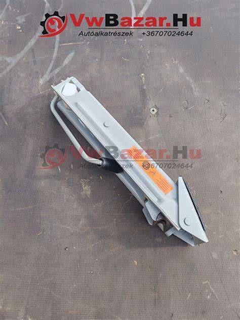 Peugeot 307 pótkerék, emelő és kerékkulcs