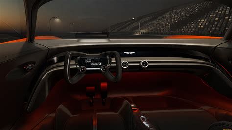 Салон и приборная панель Genesis R-Spec