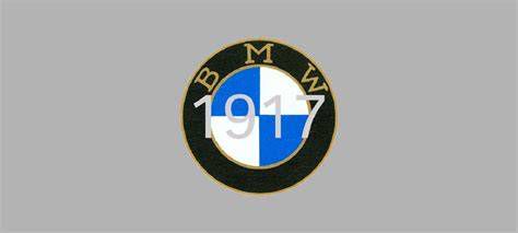 A BMW embléma legelső verziója 1917-ből