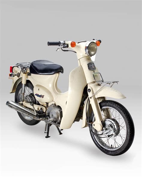 Honda Little Cub egyedi váltóművével