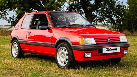 Салон Peugeot 205 GTi