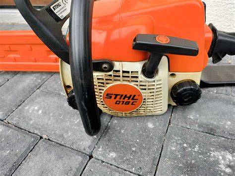 Stihl 026 láncfűrész munka közben