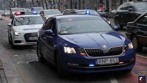 kameraérzékelő elhelyezkedése a szélvédő mögött