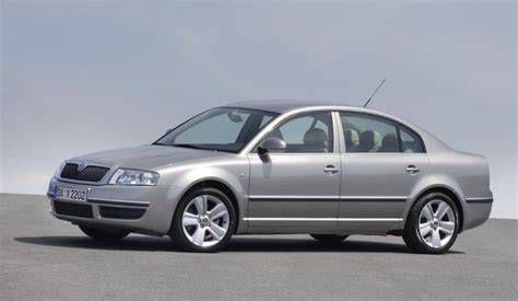 Skoda Superb Mk1 hátsó ülés lehajtása hosszú tárgyakhoz