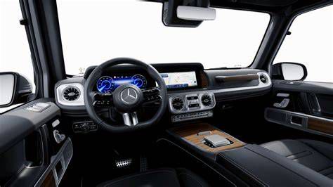 Mercedes-Benz G-osztály belső tere prémium bőr kárpitozással