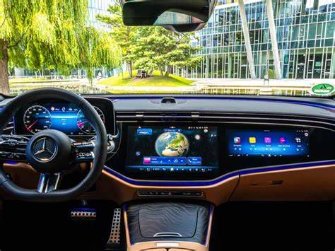 Mercedes-Benz MBUX Super Screen és fizikai gombok egyensúlya