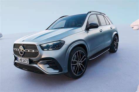 Mercedes GLE 350 de 4MATIC SUV belső tér és műszerfal