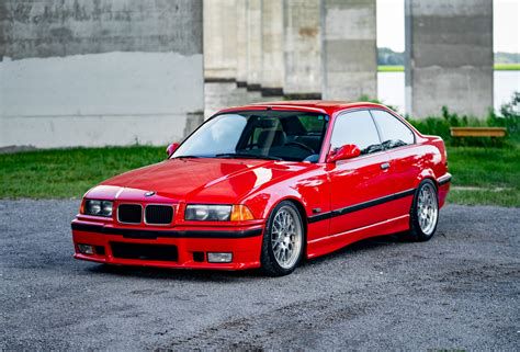 BMW E36 Coupe oldalsó nézet